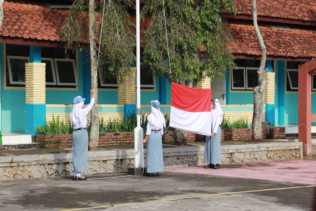 Peringati Hari Pahlawan 2025, SMK Negeri Jumo Usung Tema “Pahlawanku Teladanku”