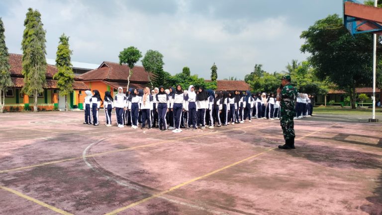 Kegiatan Ketarunaan SMK Negeri Jumo Hari Ini Berlangsung Disiplin dan Penuh Semangat